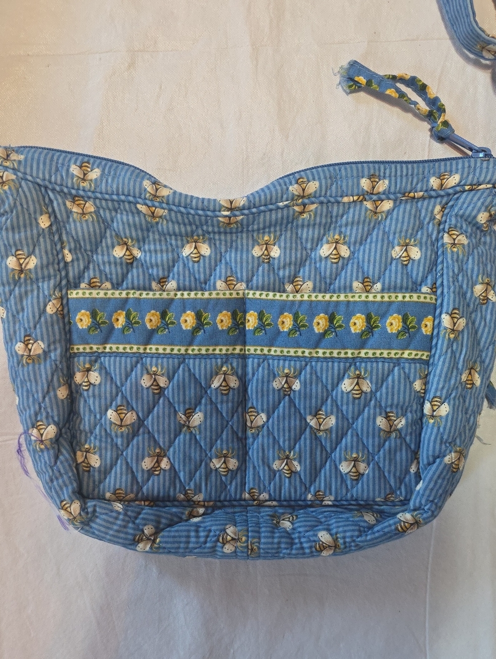 Vera Bradley VTG Y2K Quilted Blue Bees Shoulder Bag Retired Cottage Granny Core - Picture 2 of 10